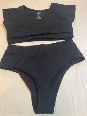 Alpine Black V-Neck Crop Top & High Waist Bikini Set